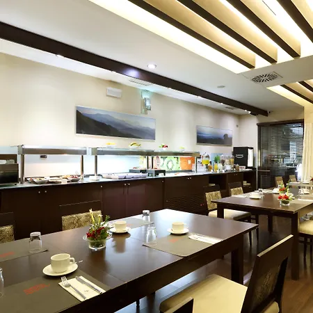 Hotel Eurostars Centrum 4*