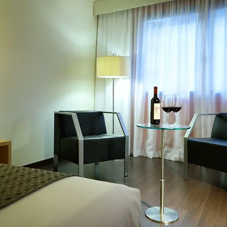 Eurostars Centrum Hotel 4*
