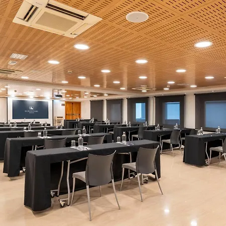 Eurostars Centrum فندق