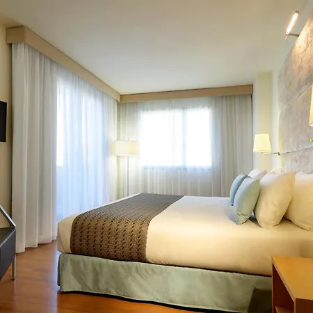 فندق Eurostars Centrum لقنت